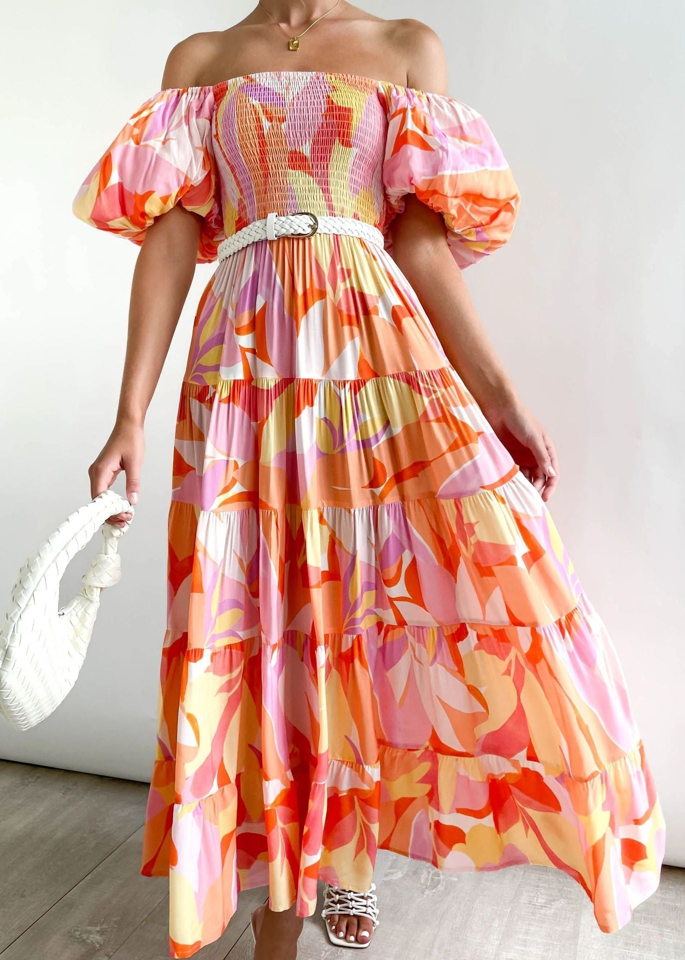 2023 summer new puff sleeve vacation slim long skirt hot girl high waist one-shoulder print dress