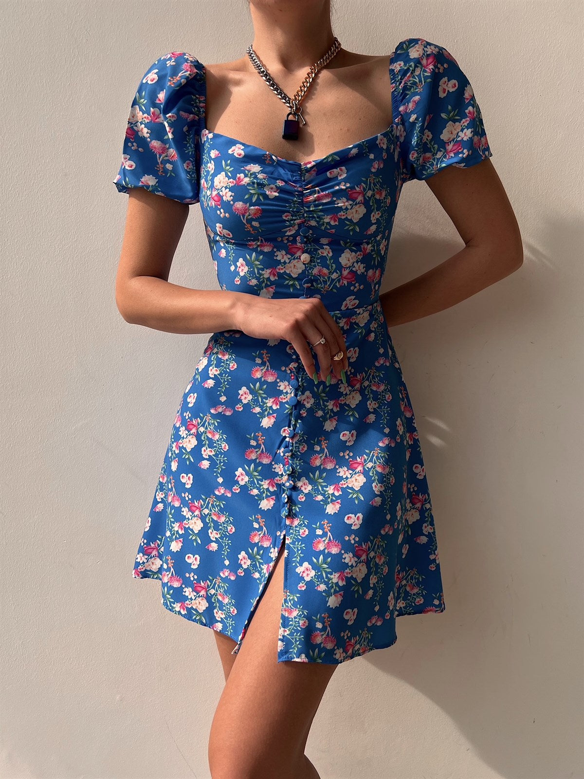 2023 spring and summer new personality skirt temperament elegant print sleeveless halter strap dress
