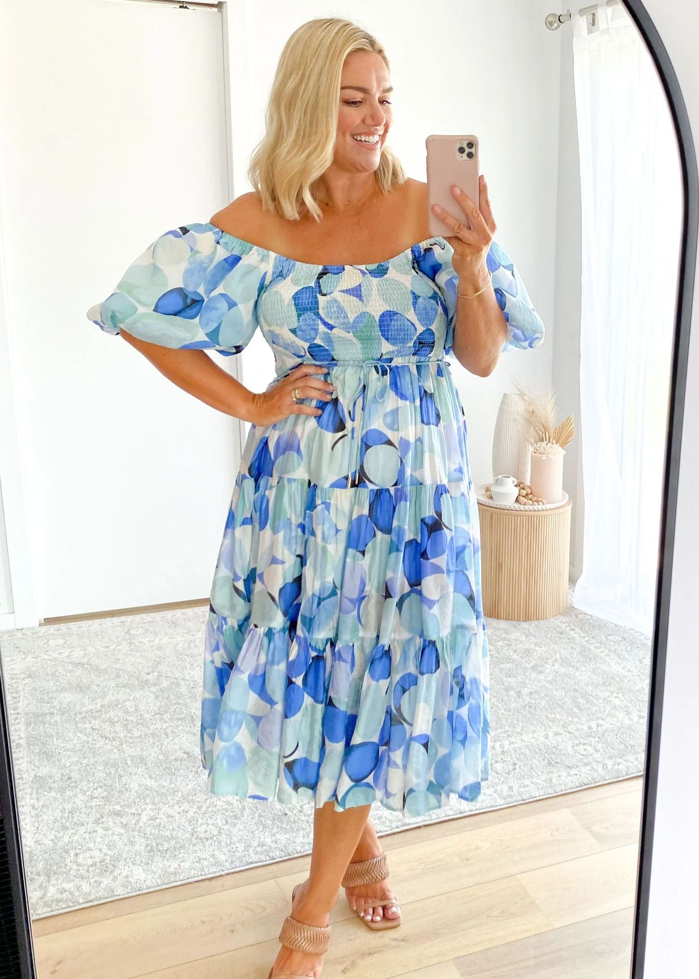 2023 summer new puff sleeve vacation slim long skirt hot girl high waist one-shoulder print dress